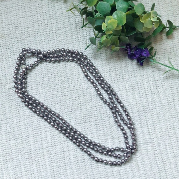 Loft long purple pearl beaded necklace - Picture 1 of 3